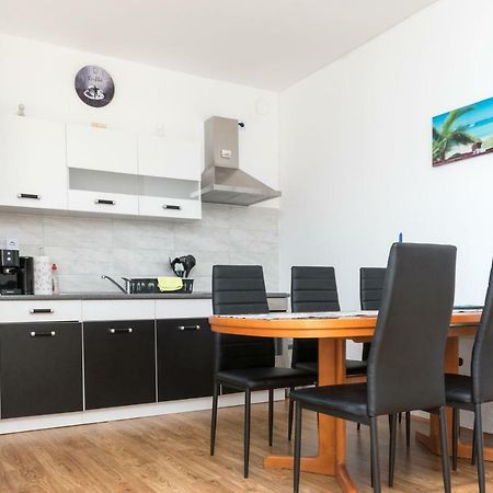 Apartment Rora Zaboric Esterno foto