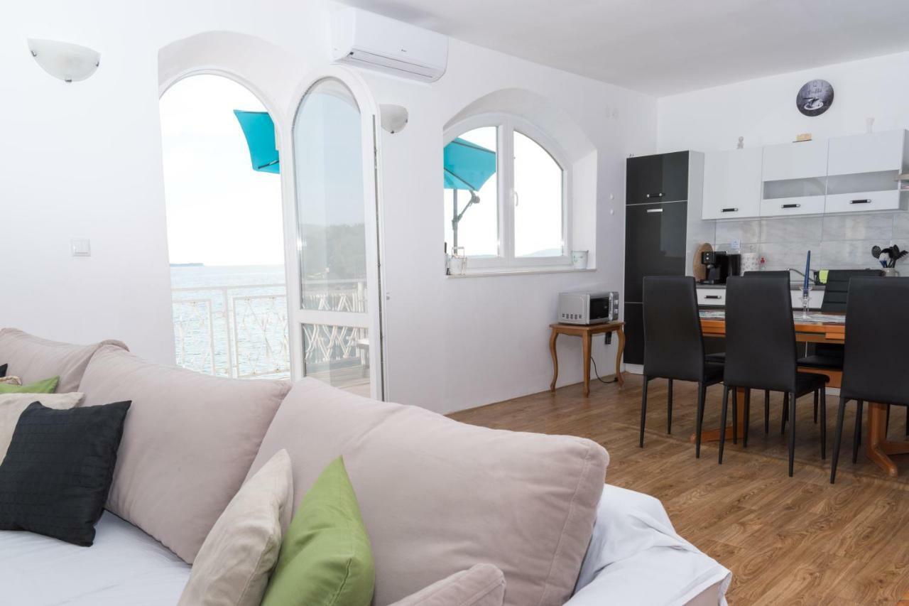 Apartment Rora Zaboric Esterno foto