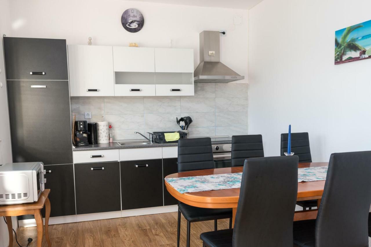 Apartment Rora Zaboric Esterno foto