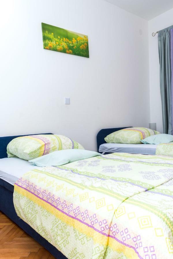 Apartment Rora Zaboric Esterno foto