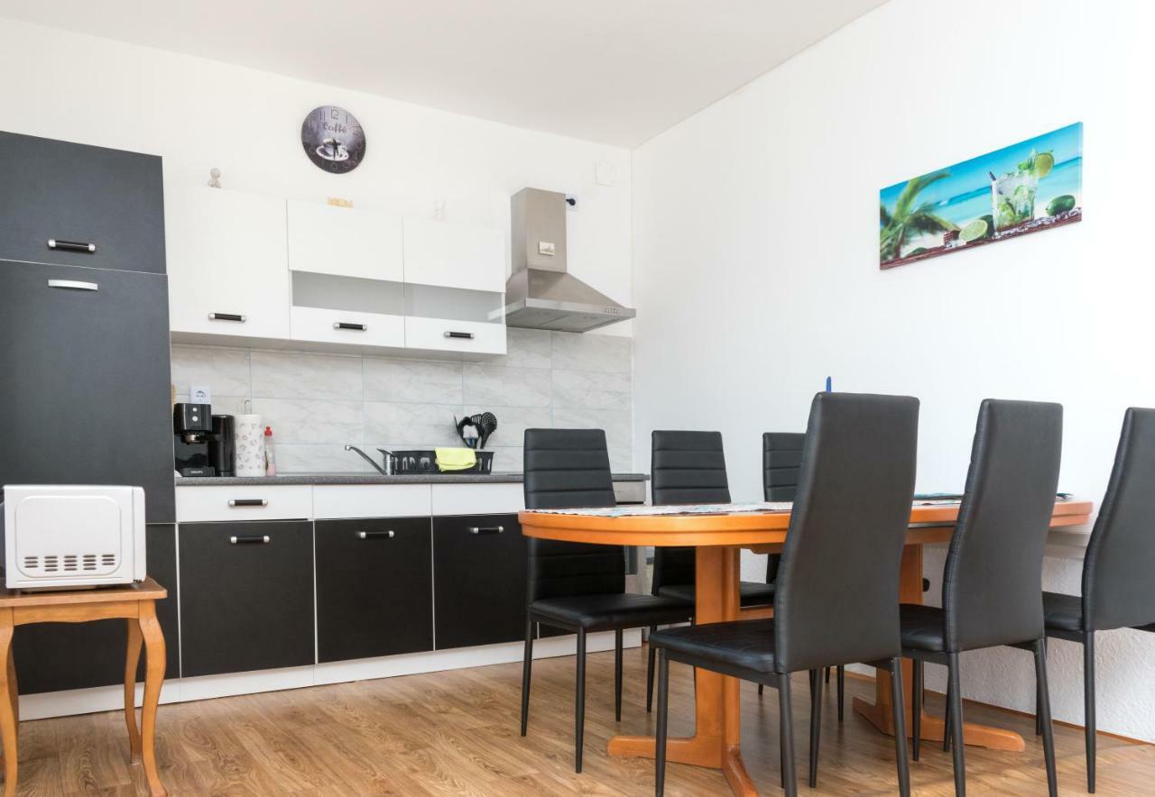 Apartment Rora Zaboric Esterno foto