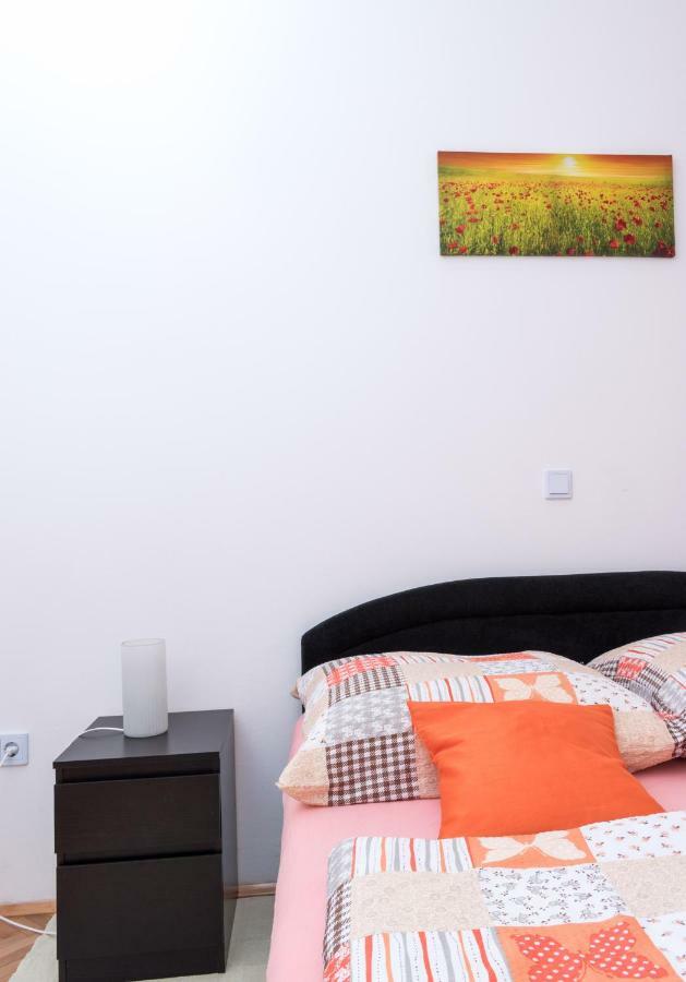 Apartment Rora Zaboric Esterno foto